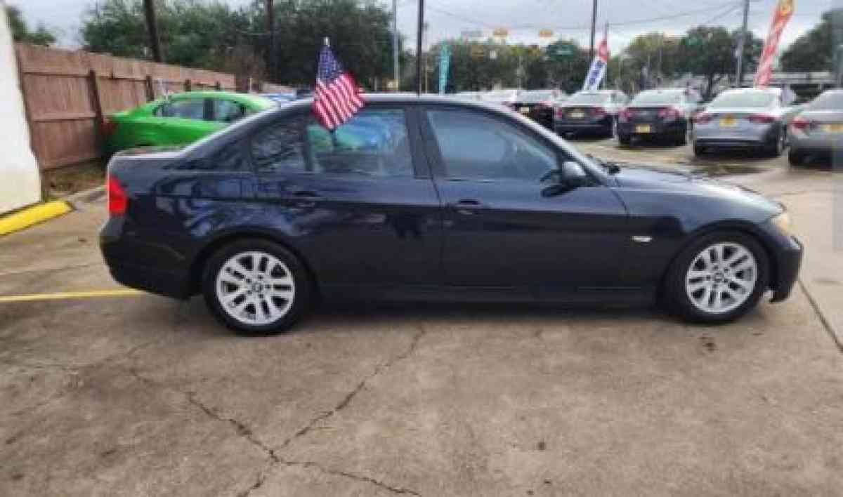 2007 BMW 3 series 140 k millas