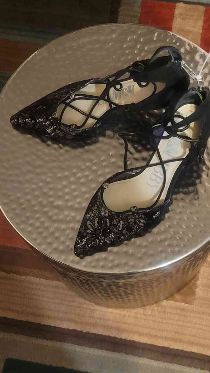 Sam and Libby black lace heels sz 9 womens
