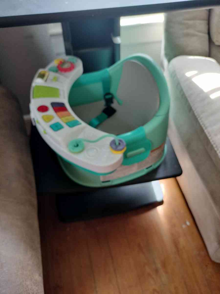 baby clothes chair and swing