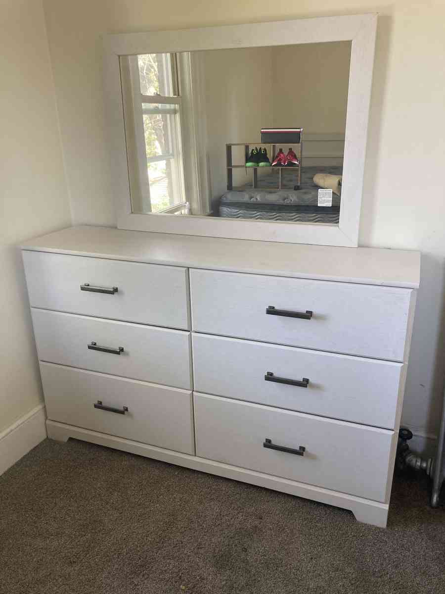 bedroom set