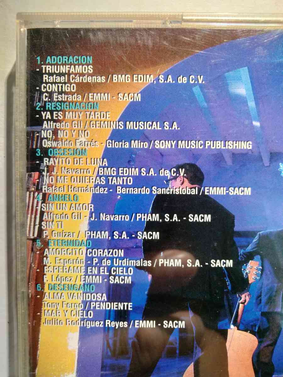 LOS TRI O NUESTRO AMOR CD USADO EN EXC COND CAJA ABIERTA