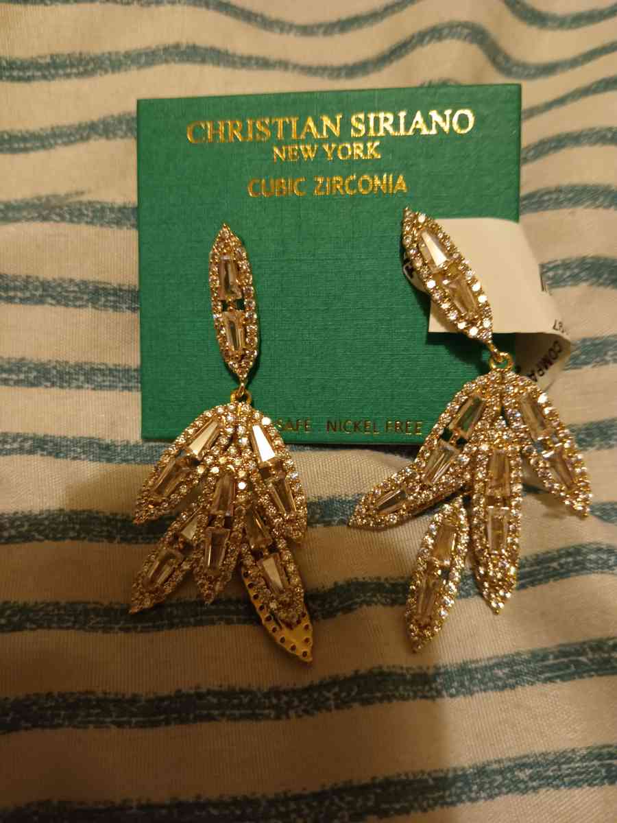 sterling silver cubic zirconia earring