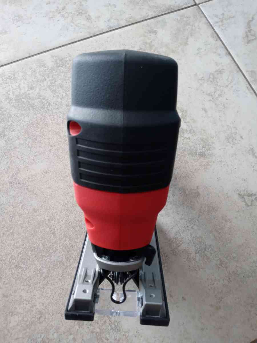 MILWAUKEE JIG SAW