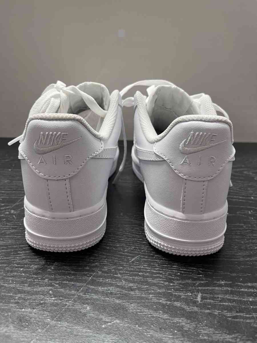 Air Force 1 women sz 7