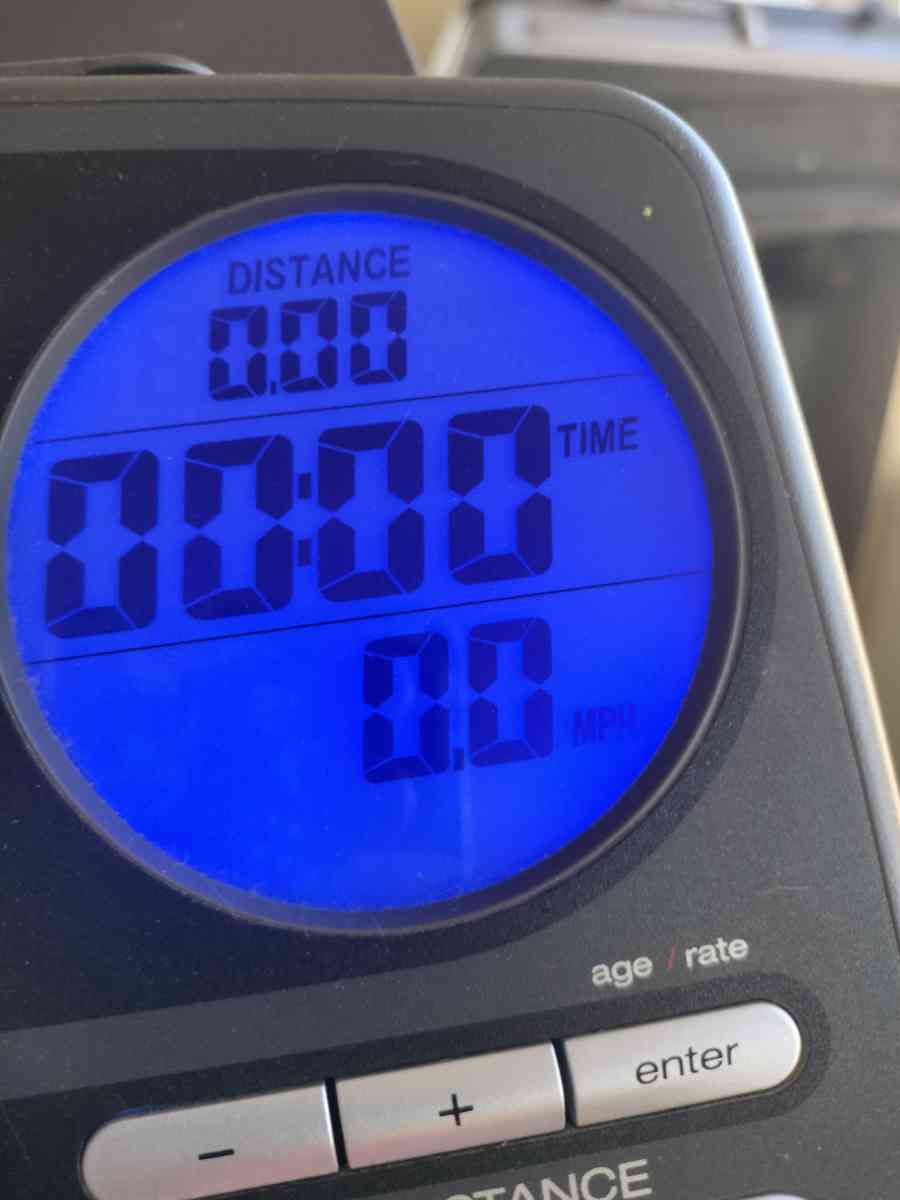 pro form px90 exercise bike w built in training programs