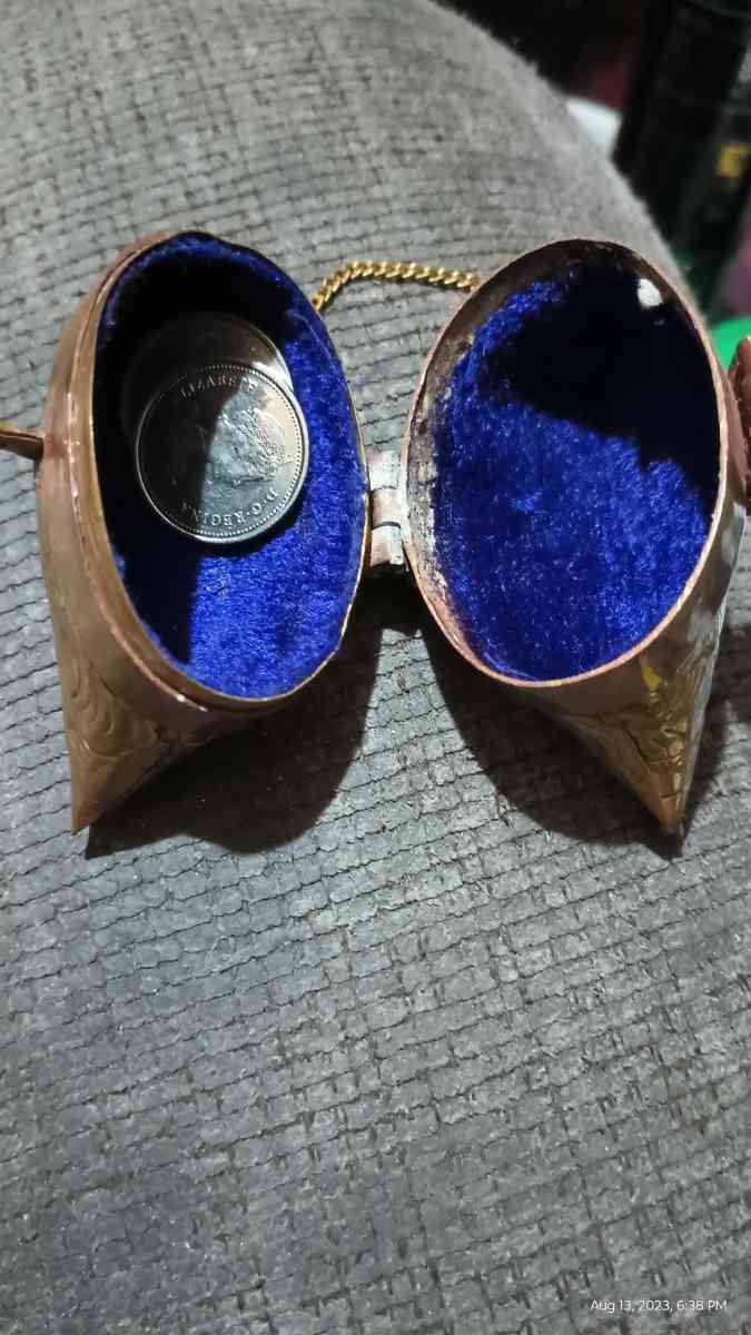 vintage brass n copper coin purse