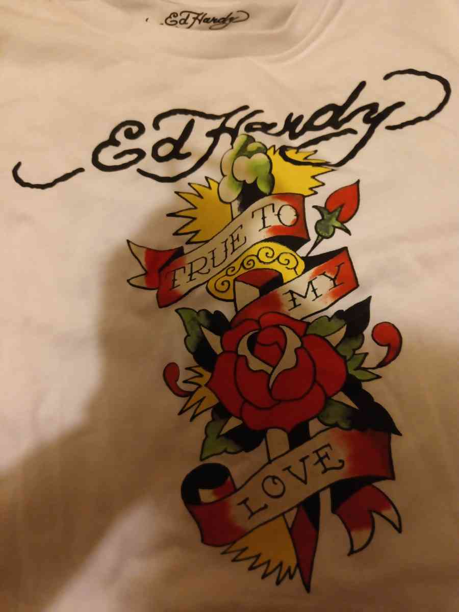 Ed Hardy tshirt size large womens