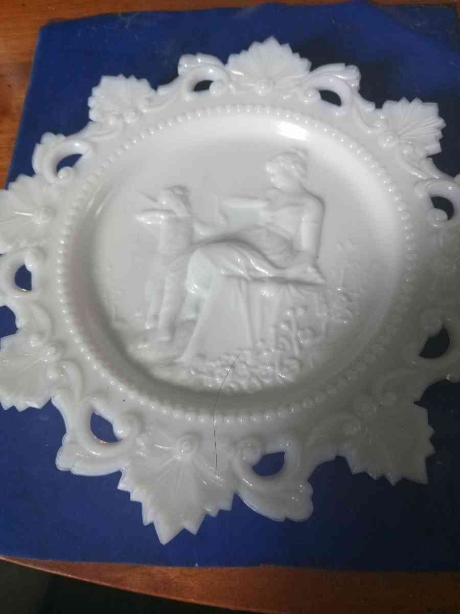 Westmoreland Cupid and Payche 7 inch Milk Glass Plate