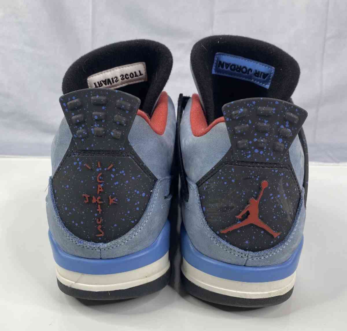 2 pairs of air jordans