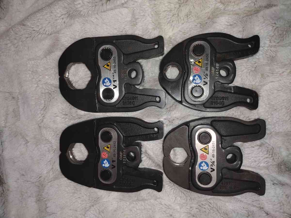 Milwaukee M12 Force Logic copper press