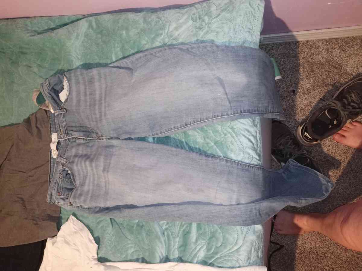 6 shirts 2 hoodies and one pair of pants