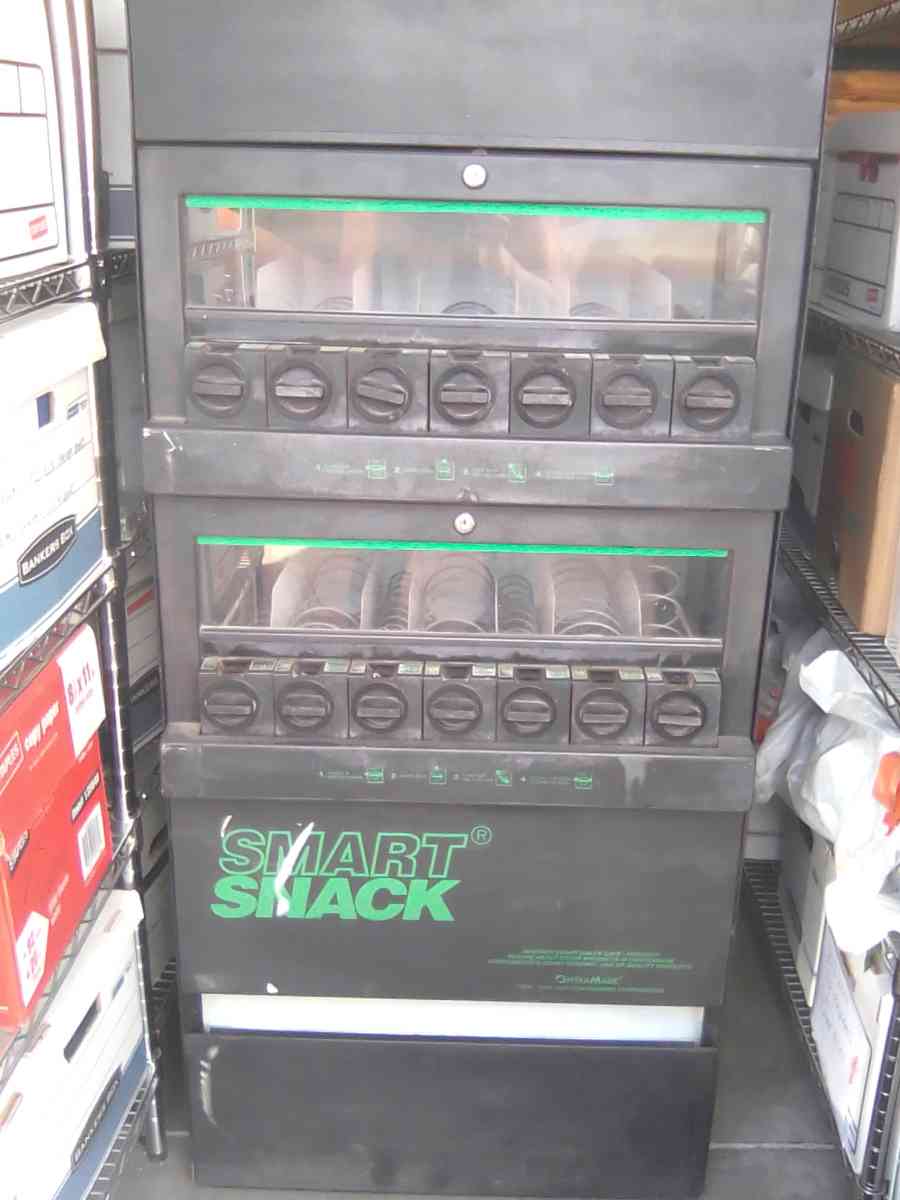 Smart Snack and Smart Drink Vending Machines