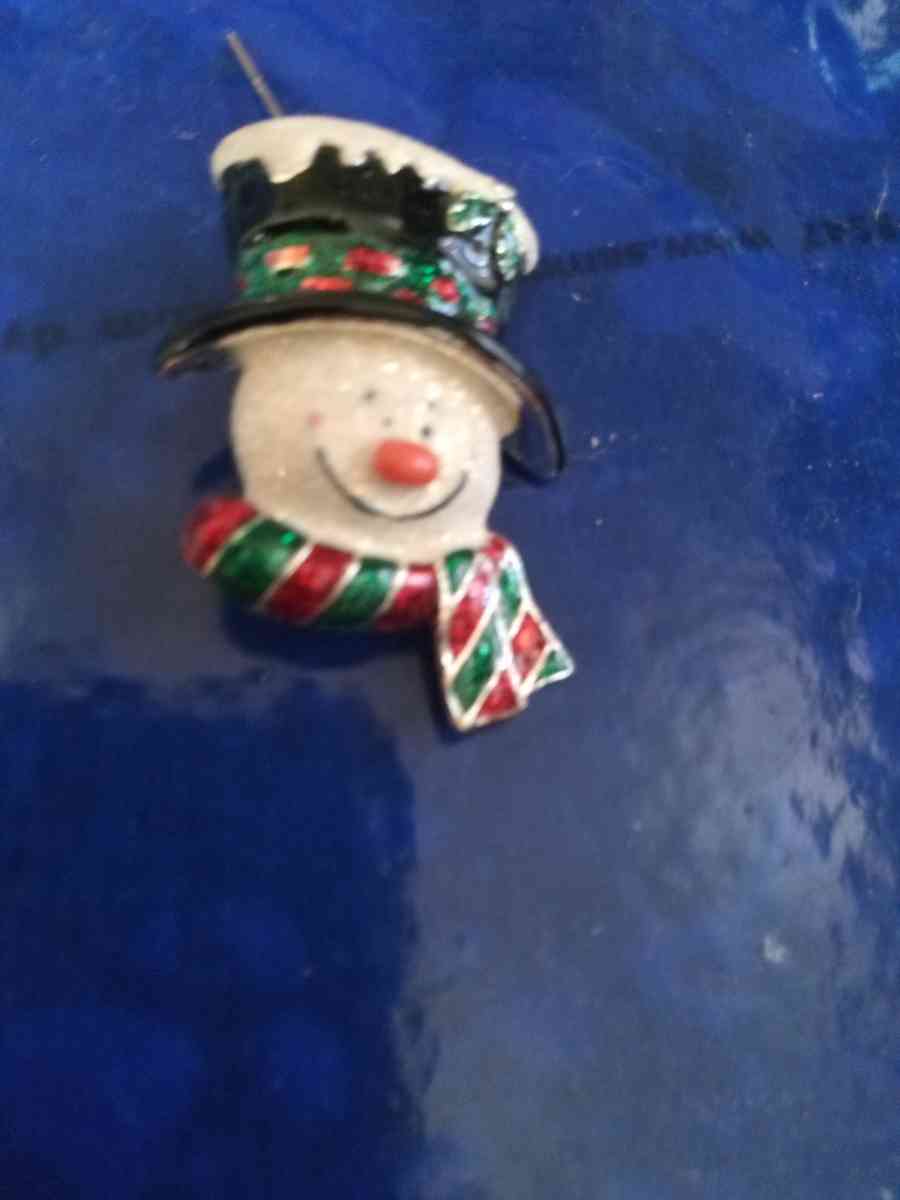 Danecraft Snowman Pin