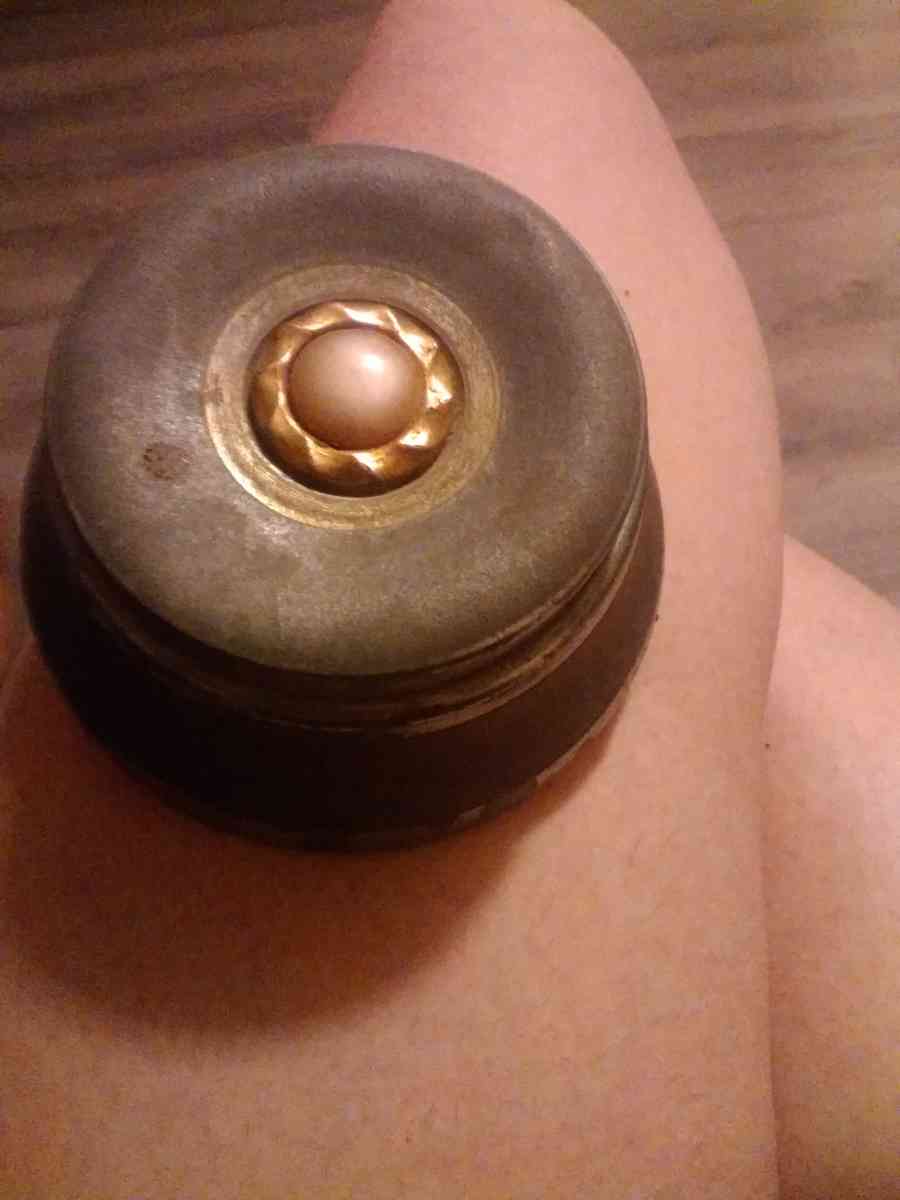 1940s music powder box