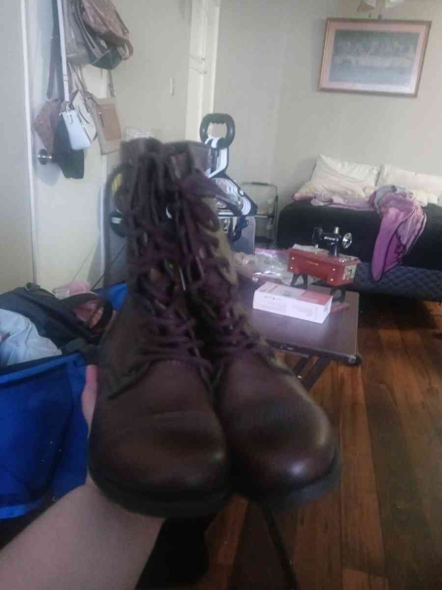 combat boots