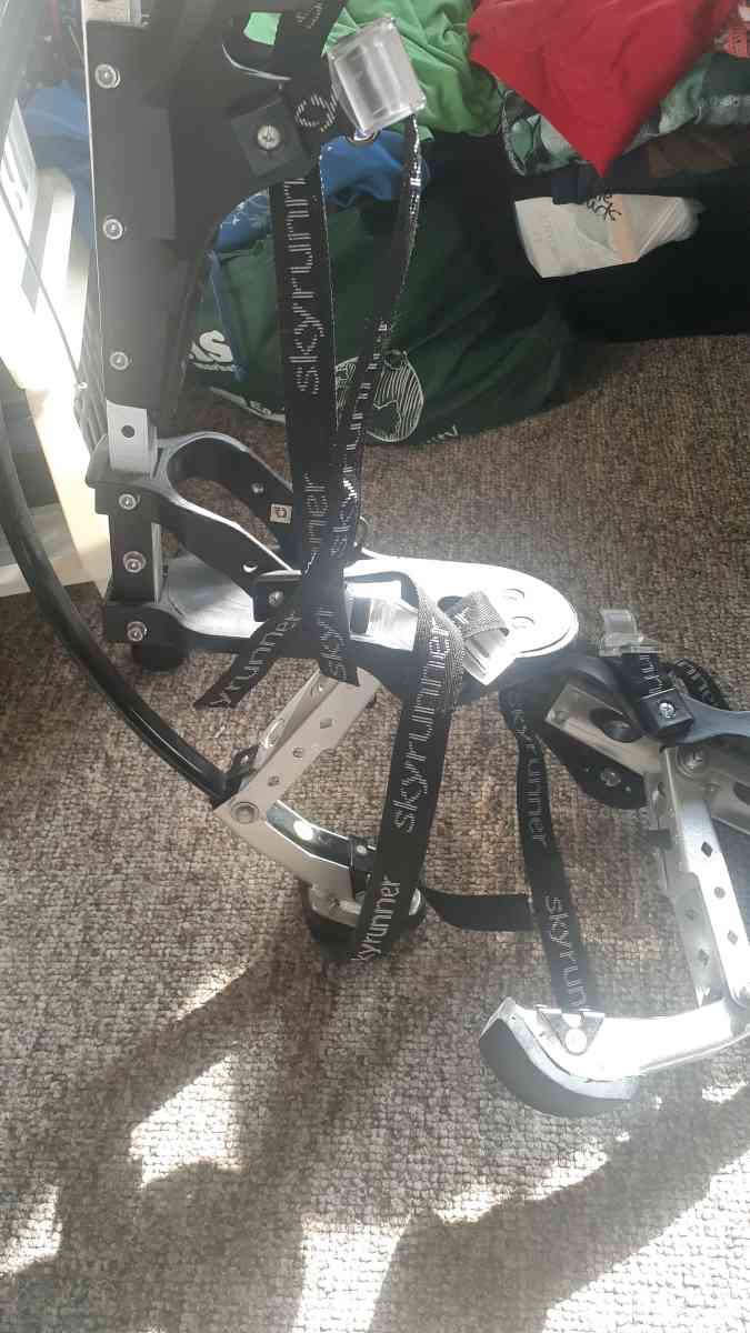 sky Walker jumping stilts