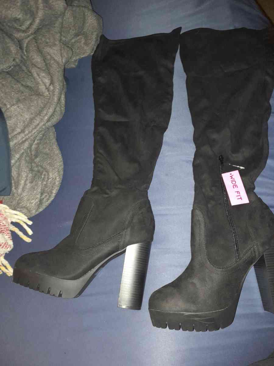 Brand New Womens Boots