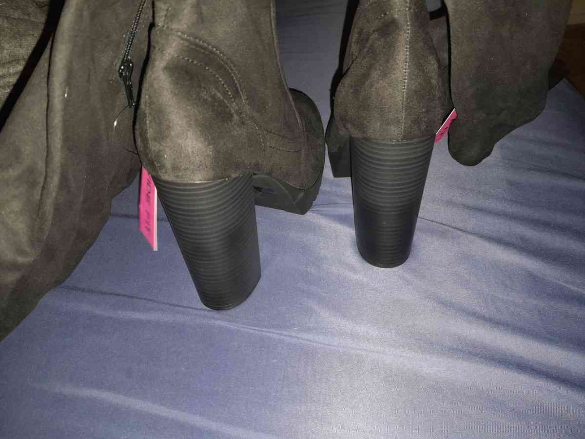 Brand New Womens Boots