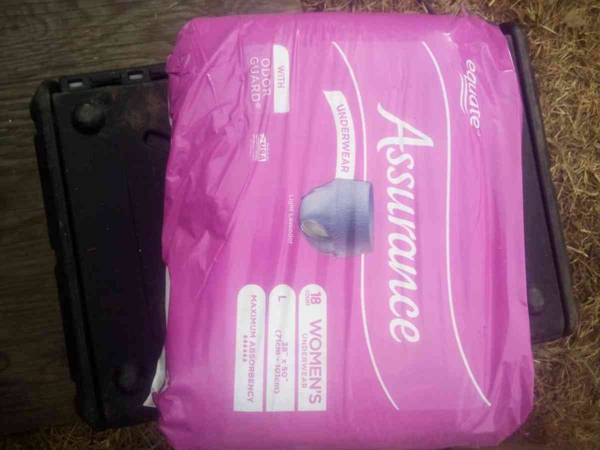 adult diapers 18 packs womens large