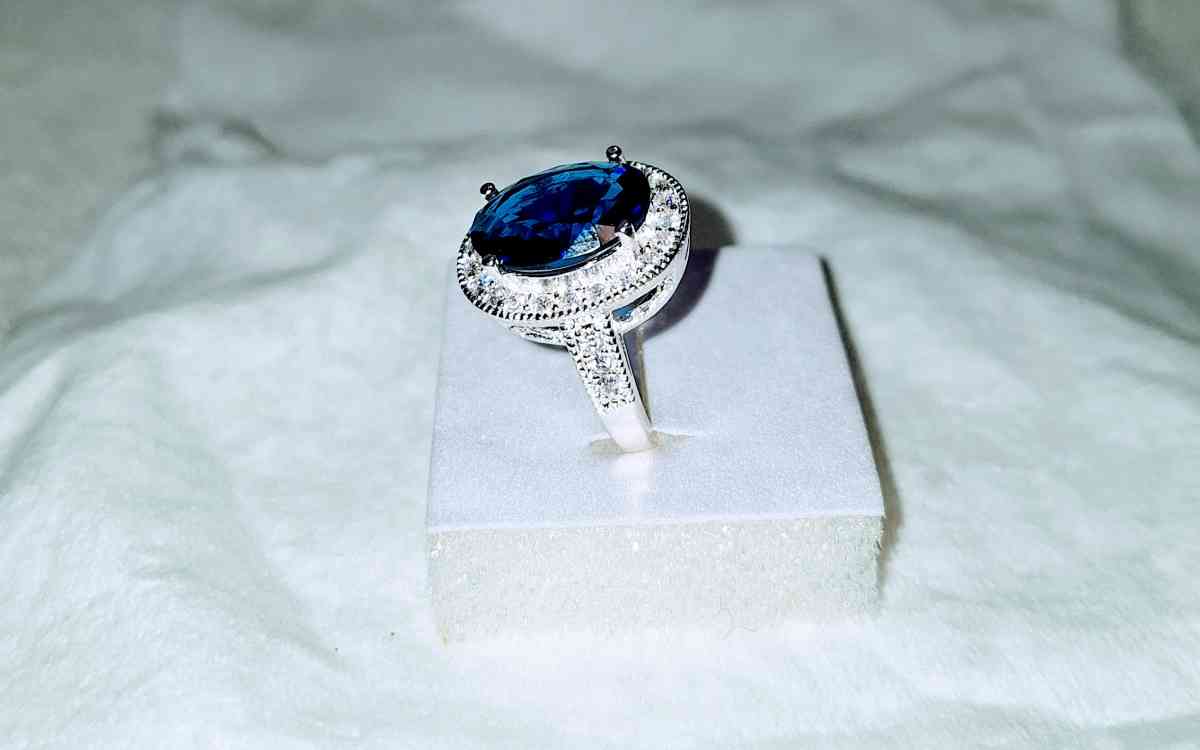sapphire ring size 6  925 silver   New