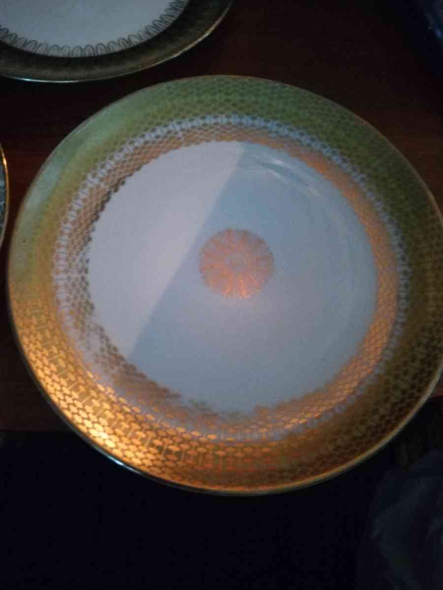 2 Bavarian decorator Plates