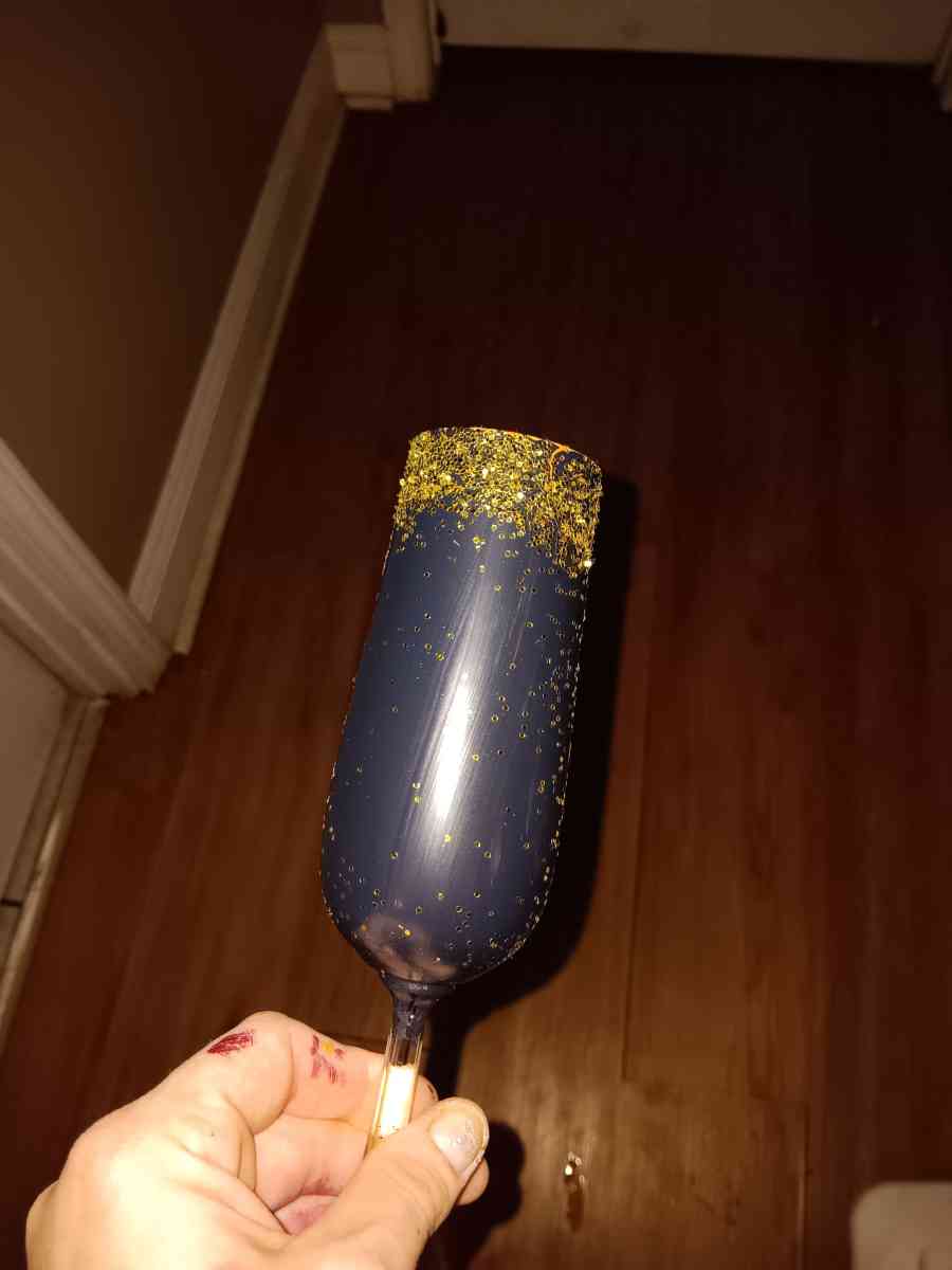 hand painted wine glasses and Rhinestone bottles