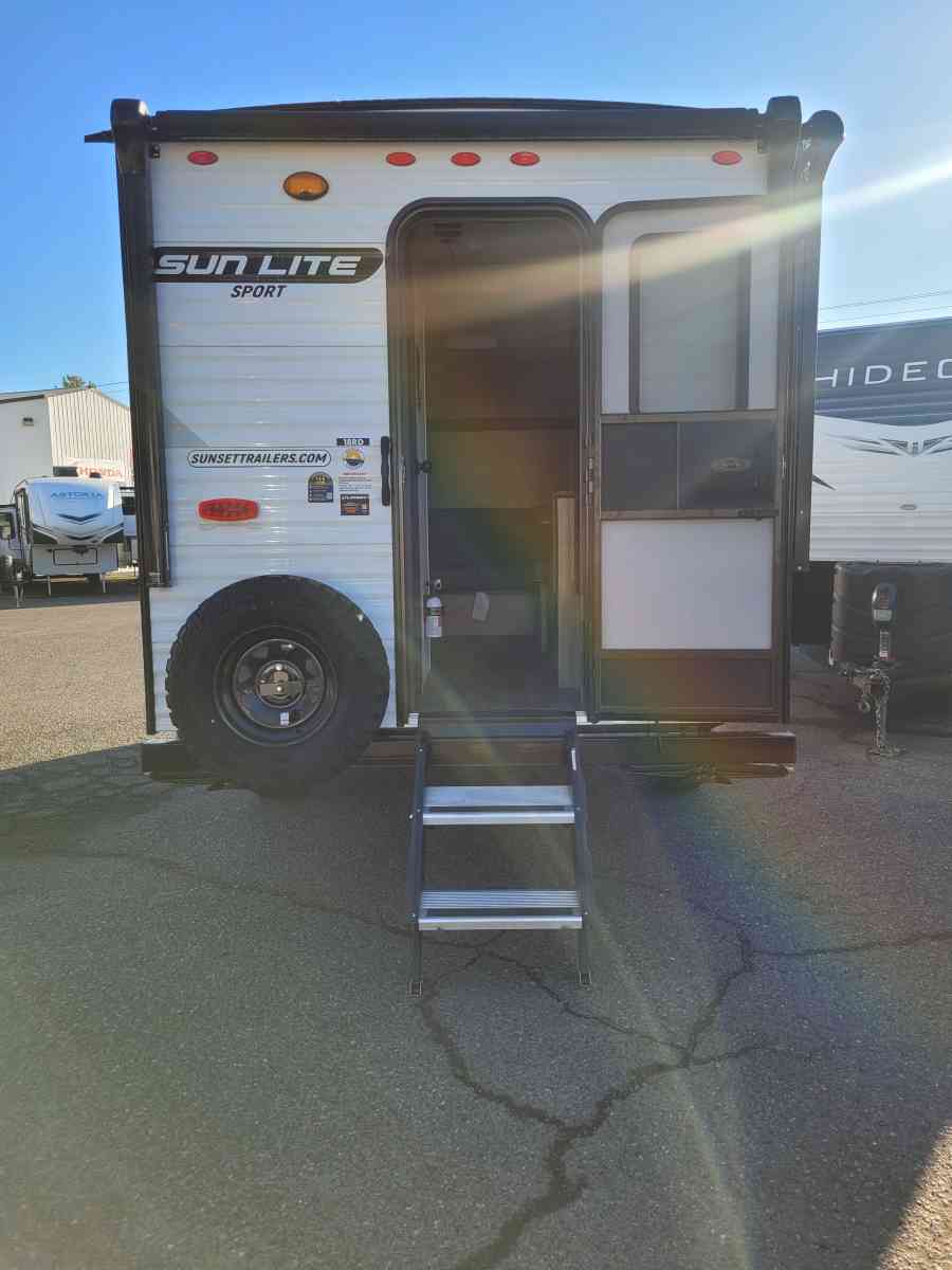 sunset park sunlight 18rd