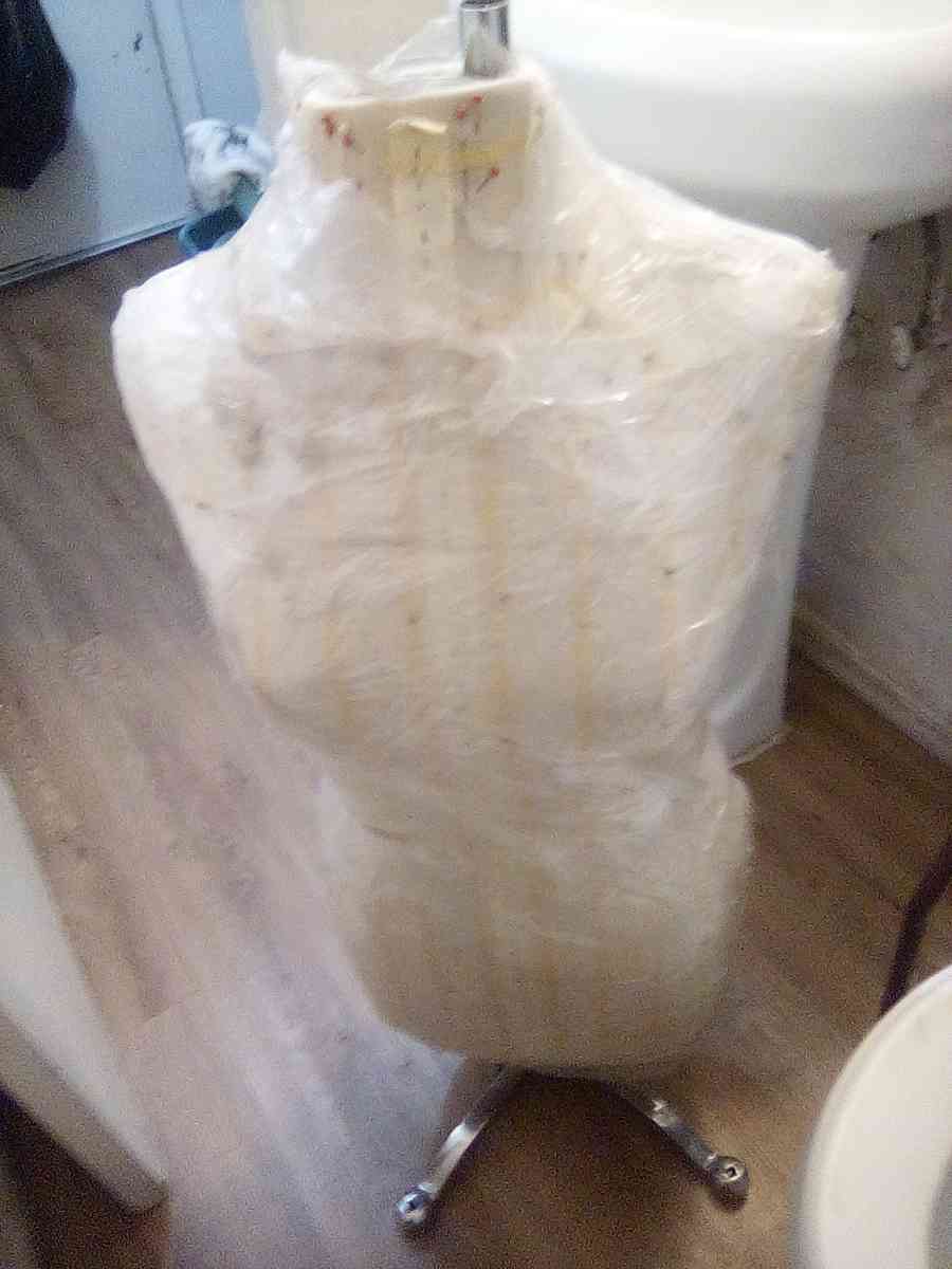 Female Dress Form Mannequin