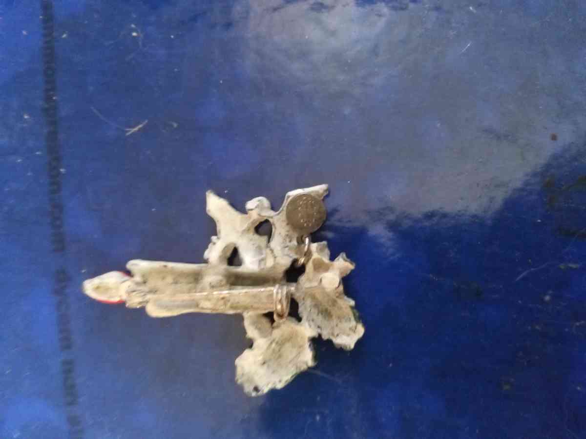 Vintage Christmas Pin