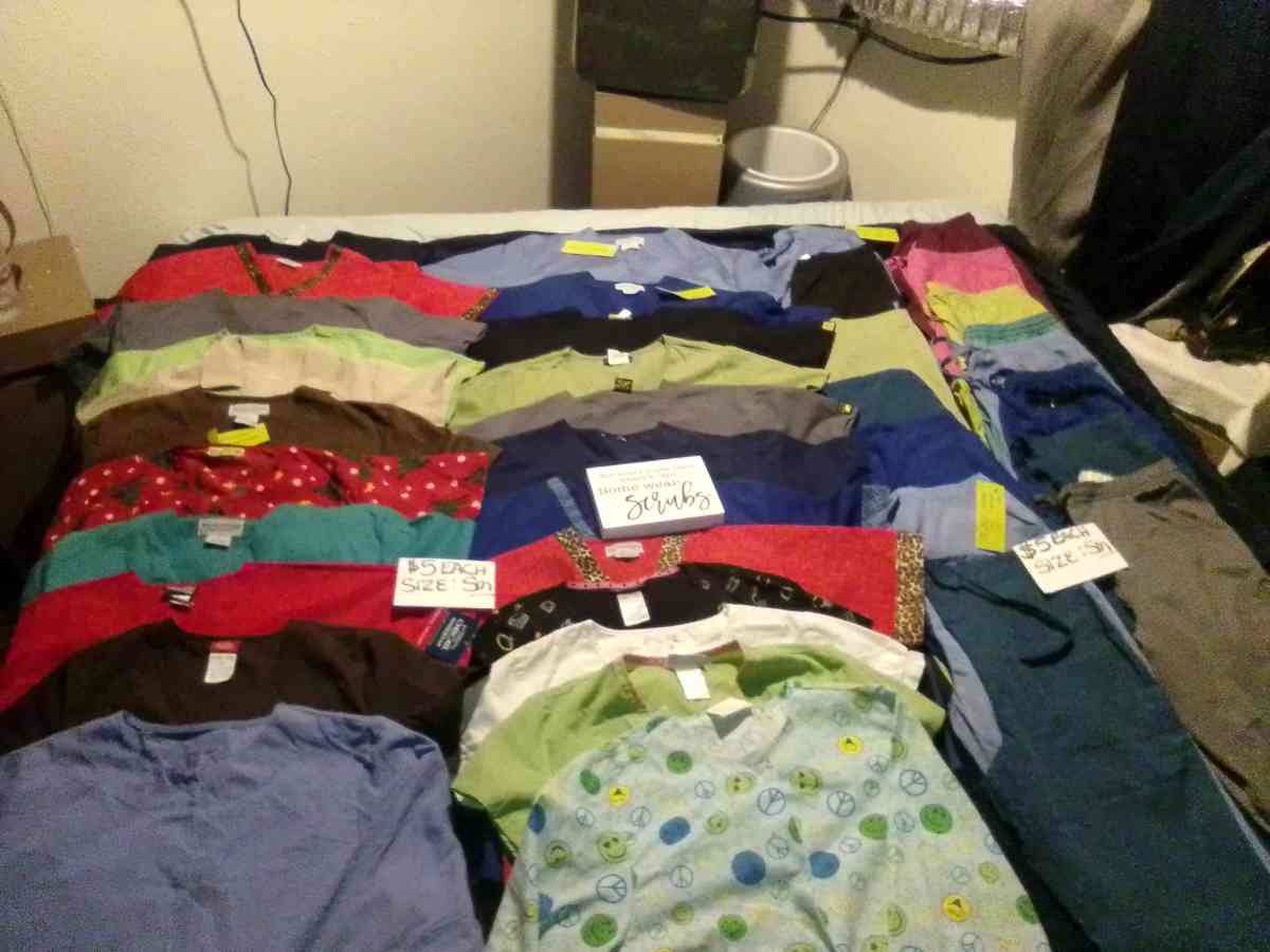 nursing scrubs  for female or male