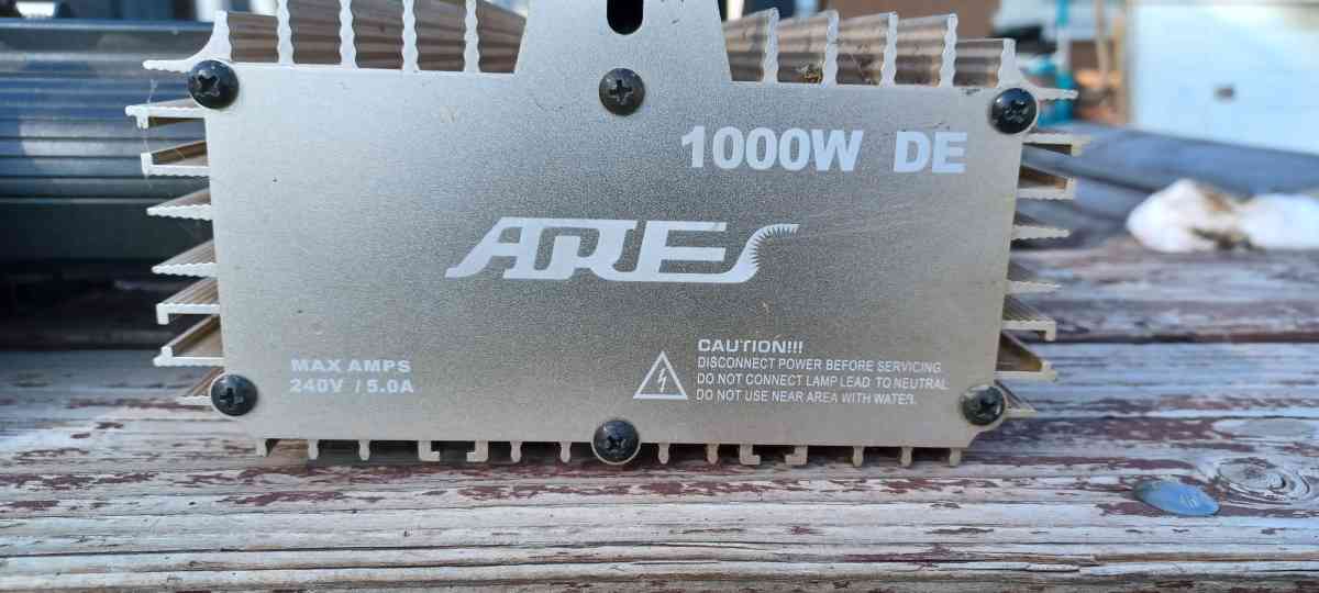 Grow Light 1000 Watts DoubleEnded 3 Available