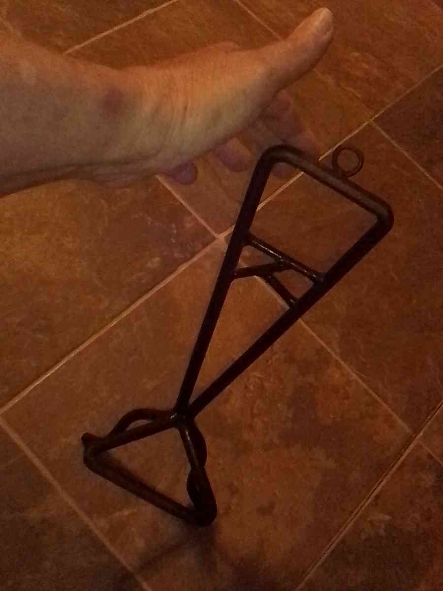 IRON WORKS ANTIQUE BOOT JACK REMOVER