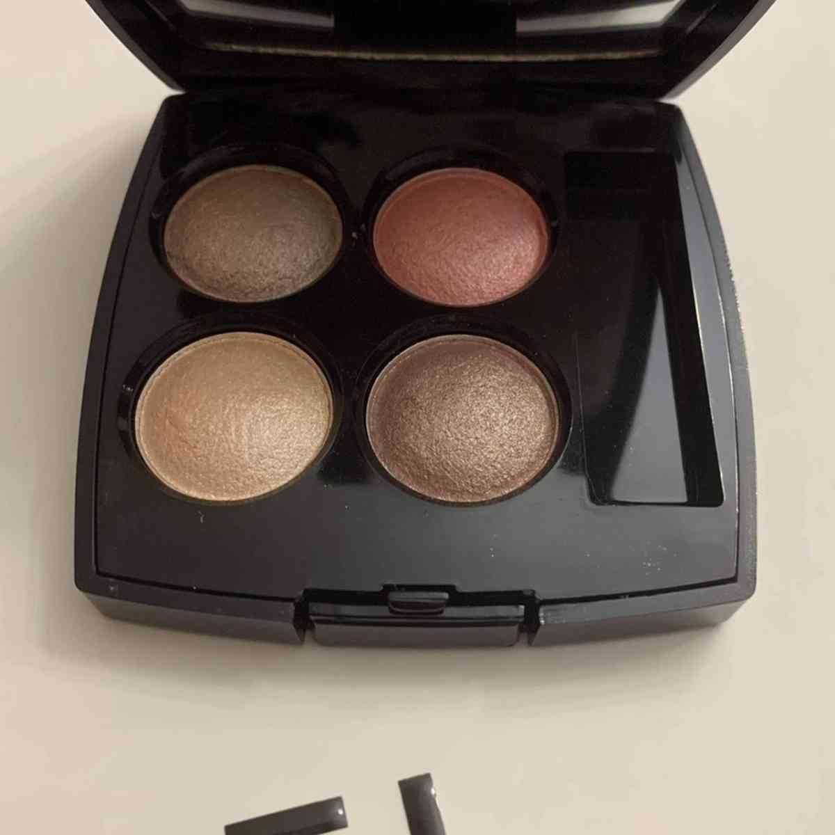 Chanel eyeshadow 4 color  302