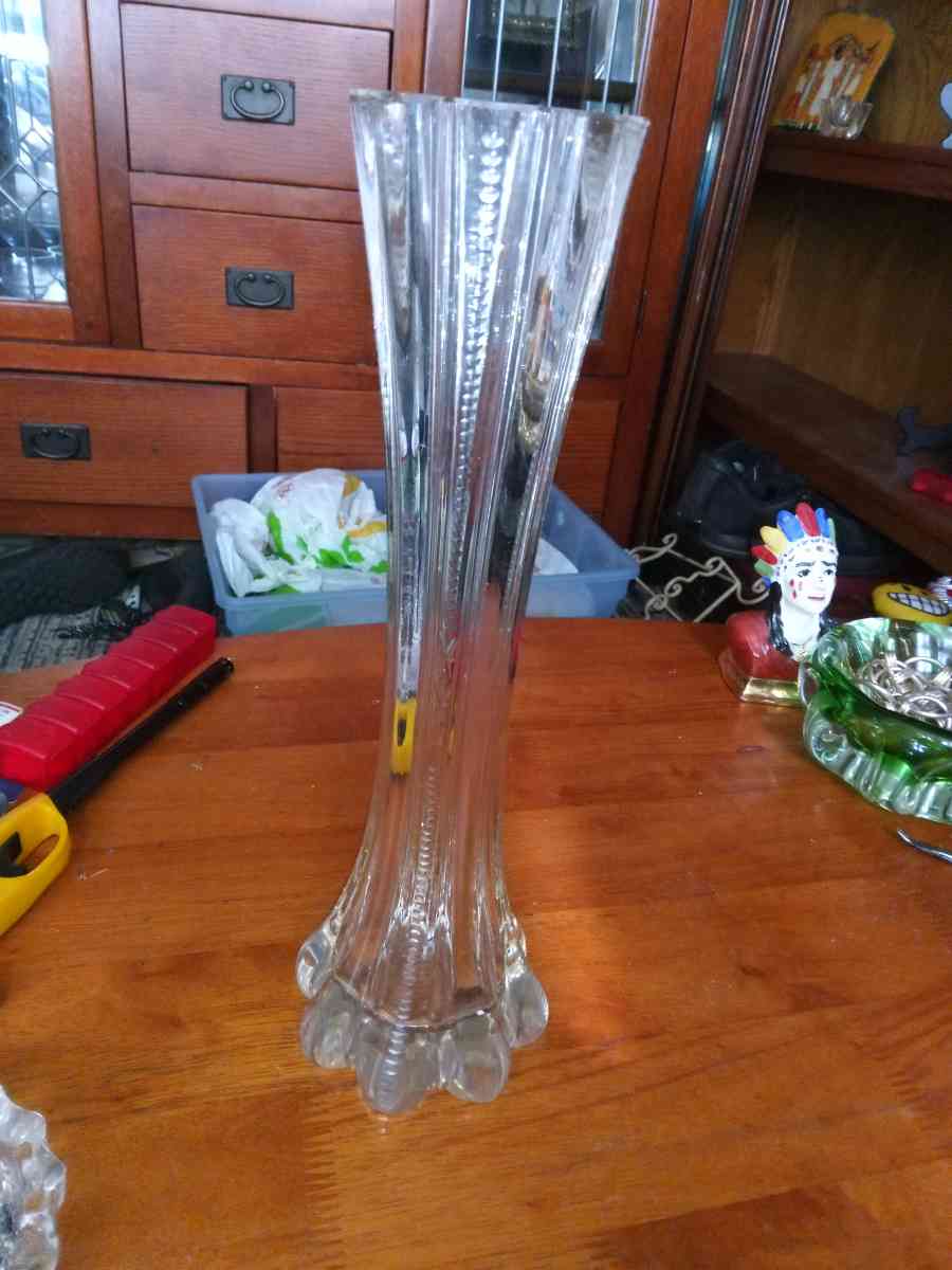 Vintage Gladiola Vase