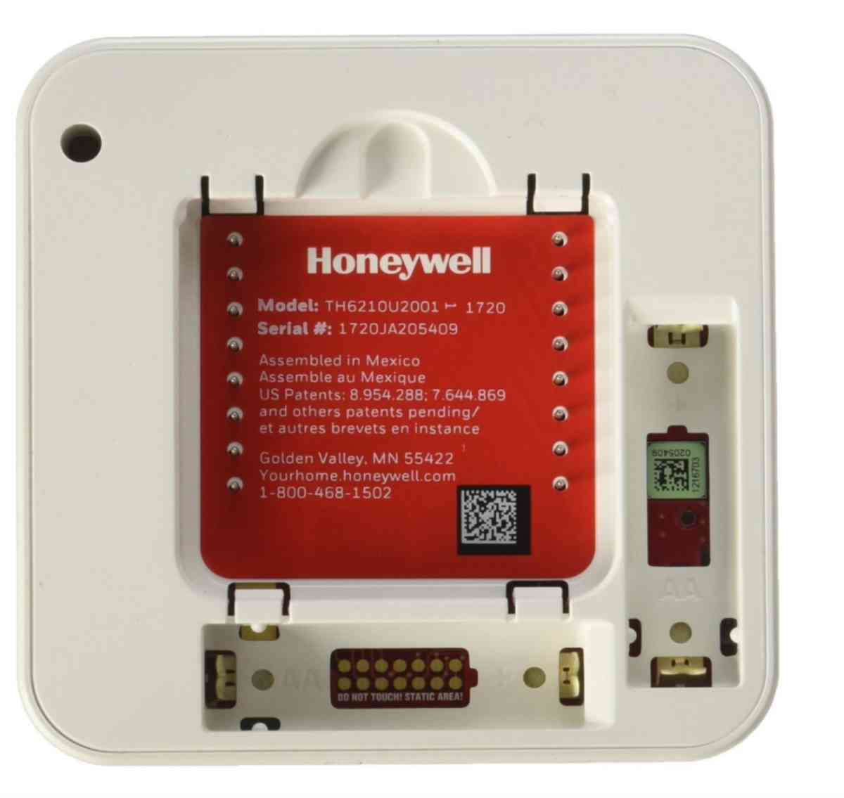 unopened Honeywell T6 Pro thermostat programmable 2heat 1 co