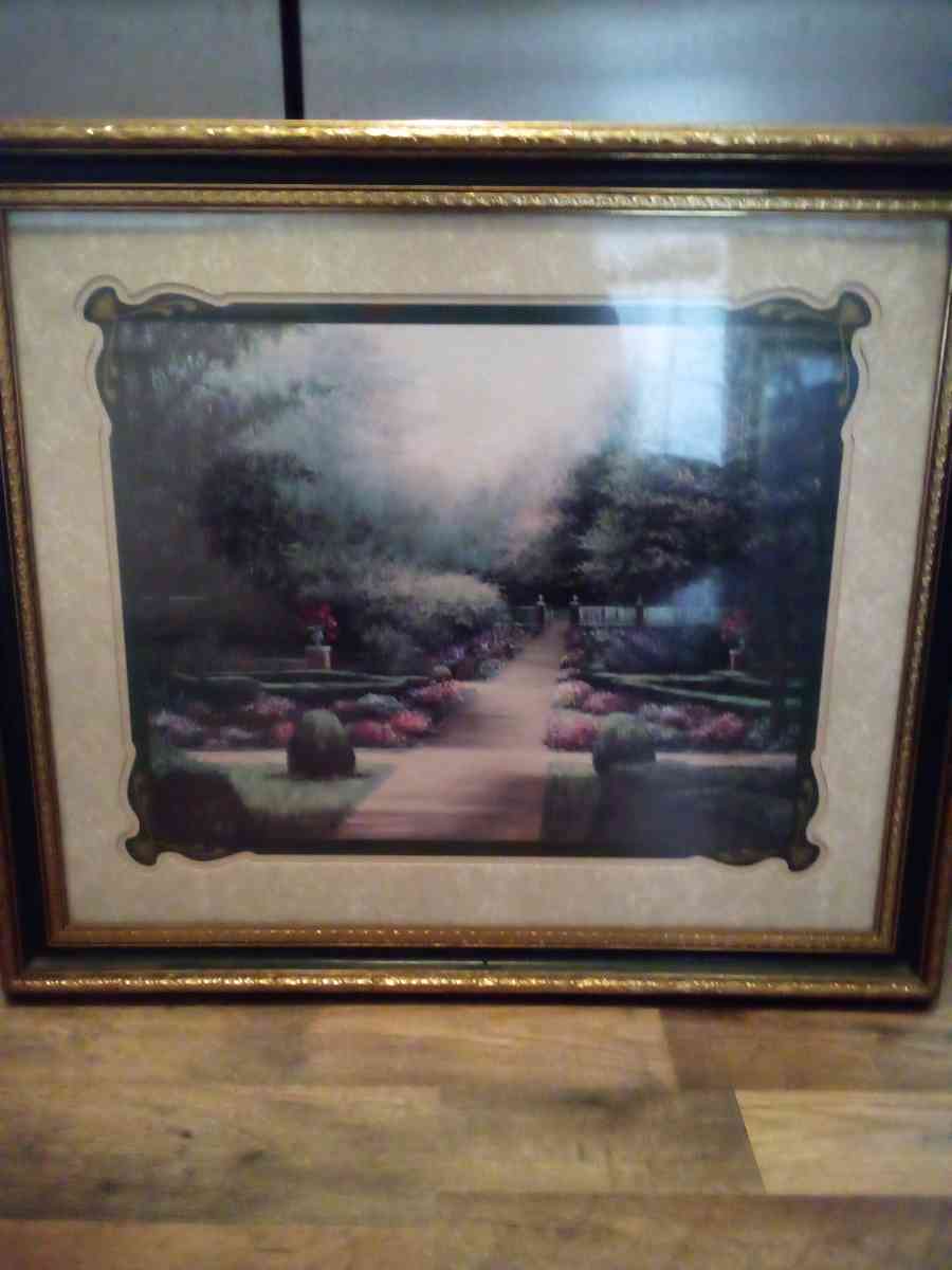 Julia Crainer Rose Bouquet portrait