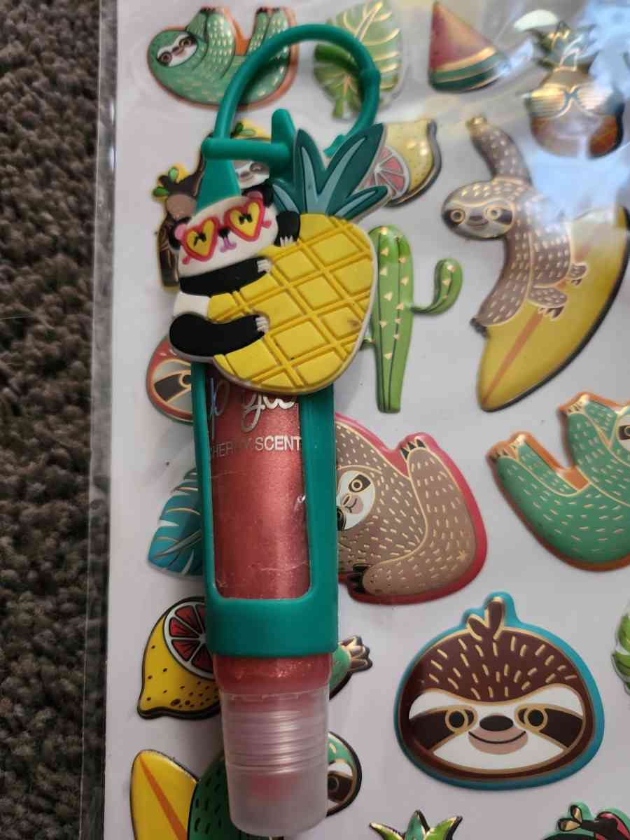 stickers beads lip glas toys