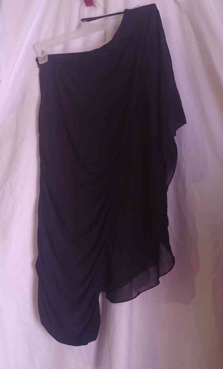 women clothing at a very good price good quality and some ne