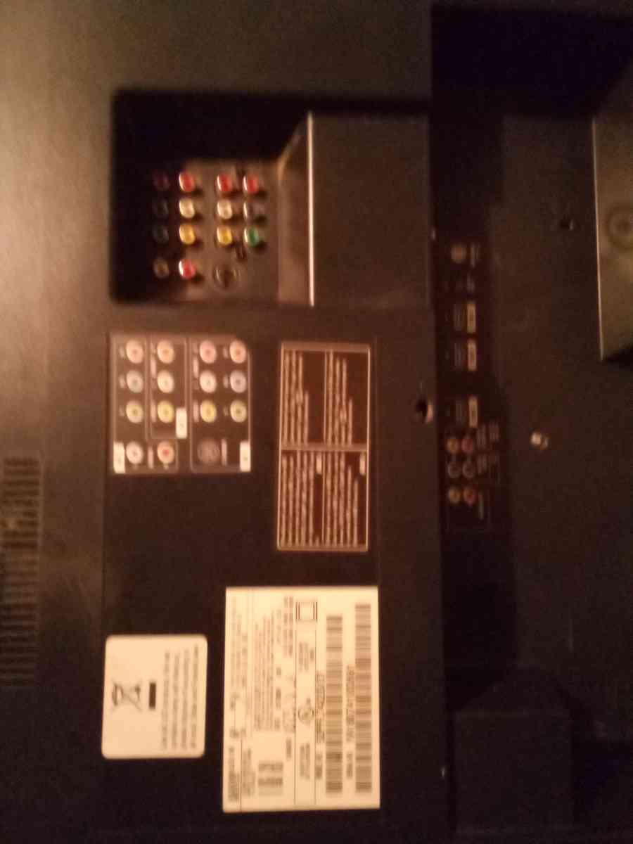 Philips tv Model number 52PFL7422D37