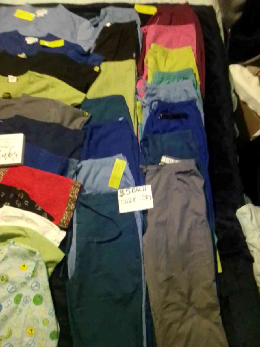 nursing scrubs  for female or male