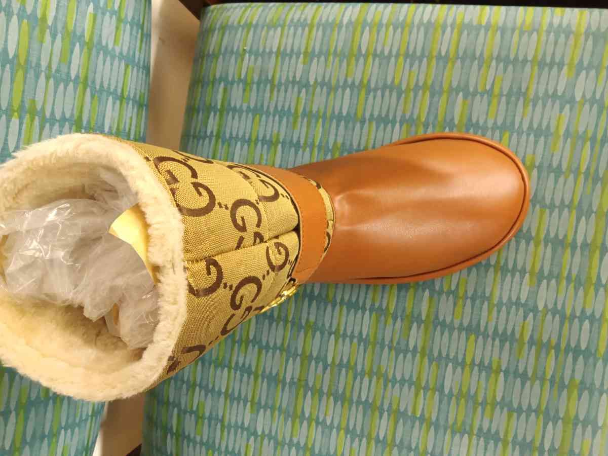 women UGG boots custom GG