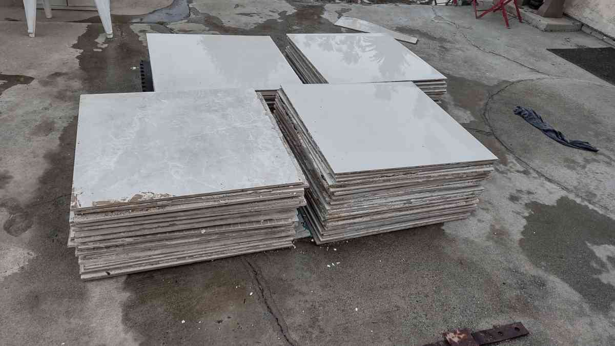 Used floor tiles