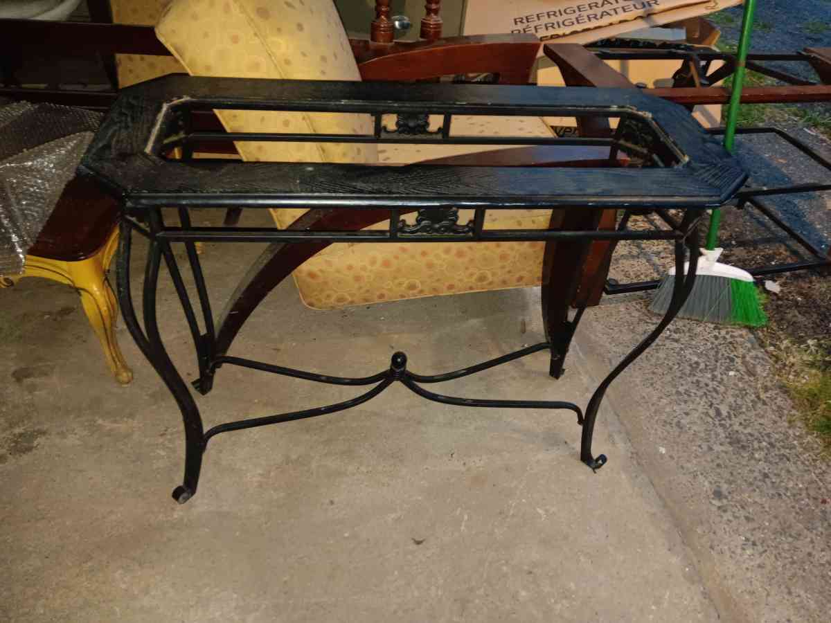 yardsale fri 1027 sat1028 and sun1029  misc everything