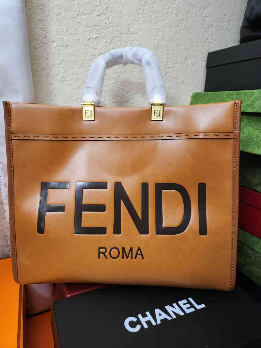 Fendi Tote bag