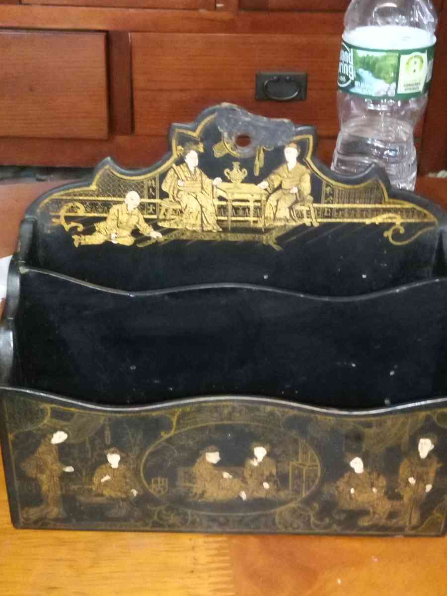 Early 1900s English Lacquer Letter Holder