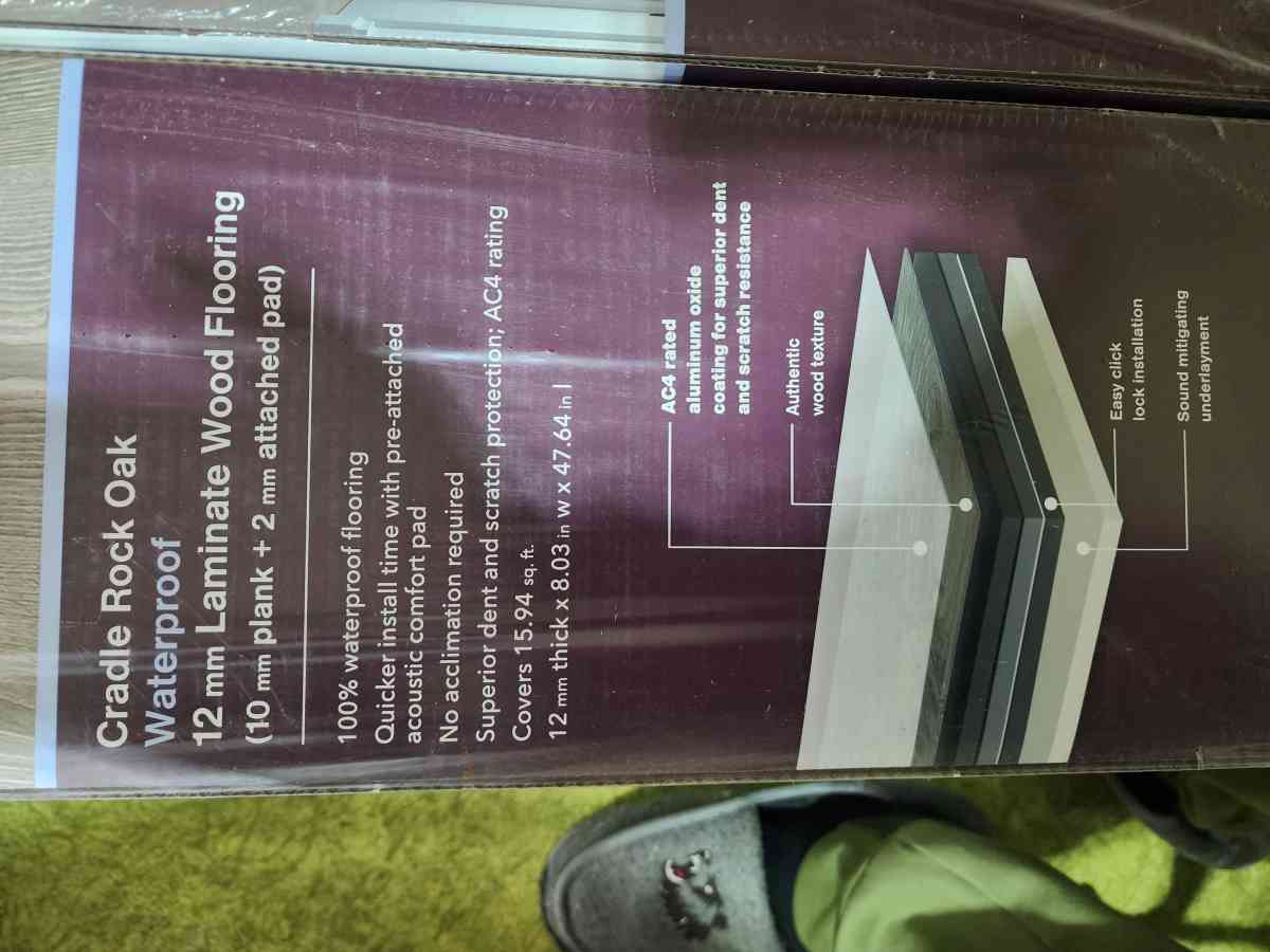 Brand new blinds bath tub light fixtures