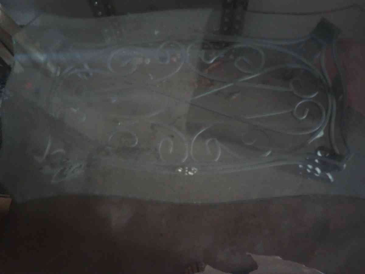 heavy medal glass table and mirror