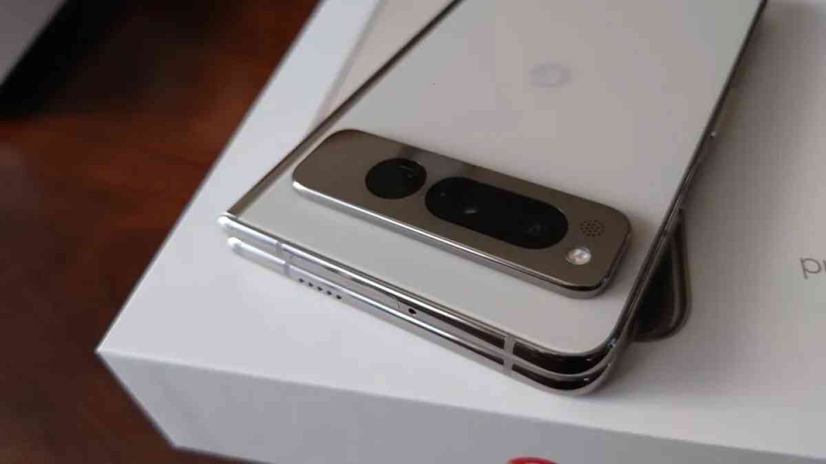 Google pixel fold unlocked