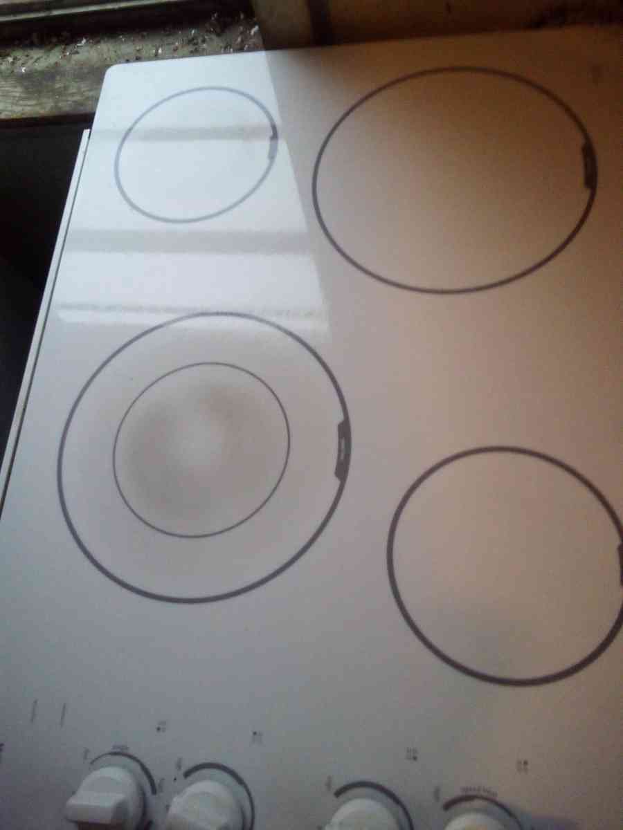 Maytag Electric Cooktop
