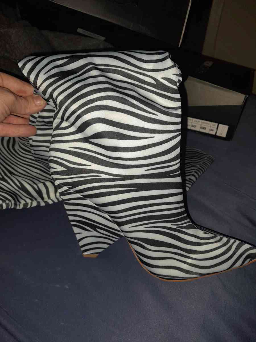 Brand New Womens Boots